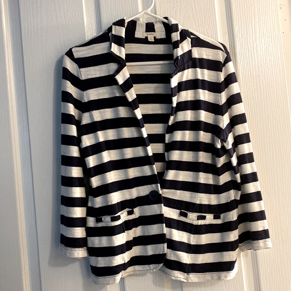 Nice casual or dress up jacket